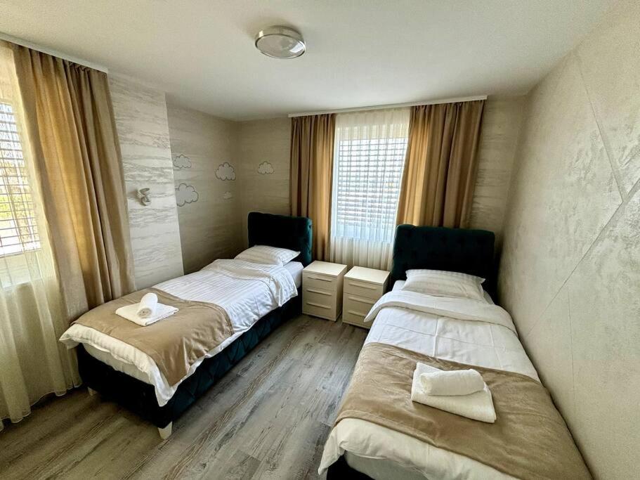 Villa Moste 3-Free Parking&Pool, Ev Station Ljubljana Exteriör bild